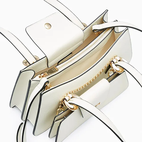 Túi Đeo Vai Nữ Lyn Safari Shoulder Bag L26CBWA102 Off-White Màu Trắng