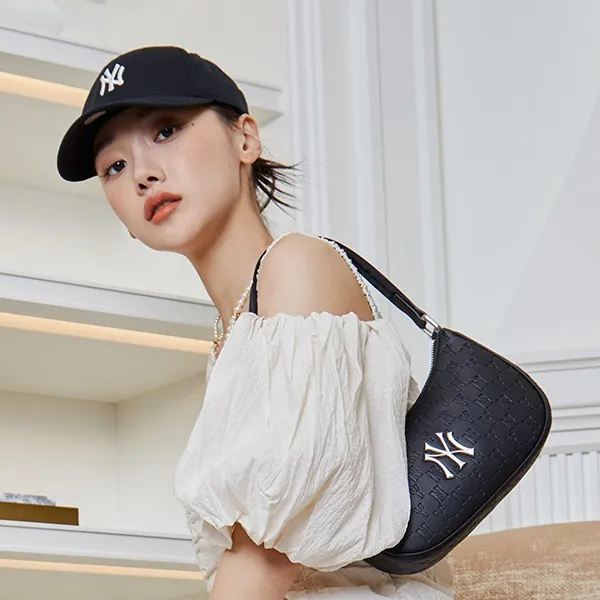 Túi Đeo Vai Nữ MLB Korea Monogram Embo Hobo Bag New York Yankees Black 3ABQS022N-50BKS Màu Đen