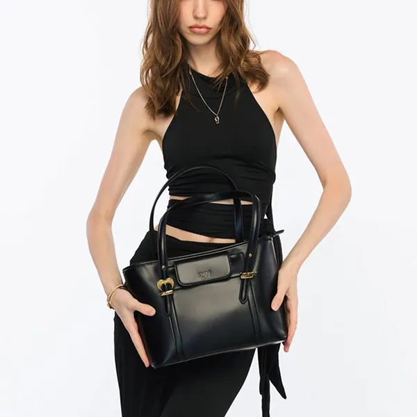 Túi Tote Nữ Lyn Safari Bag Black L26CBWA101 Màu Đen