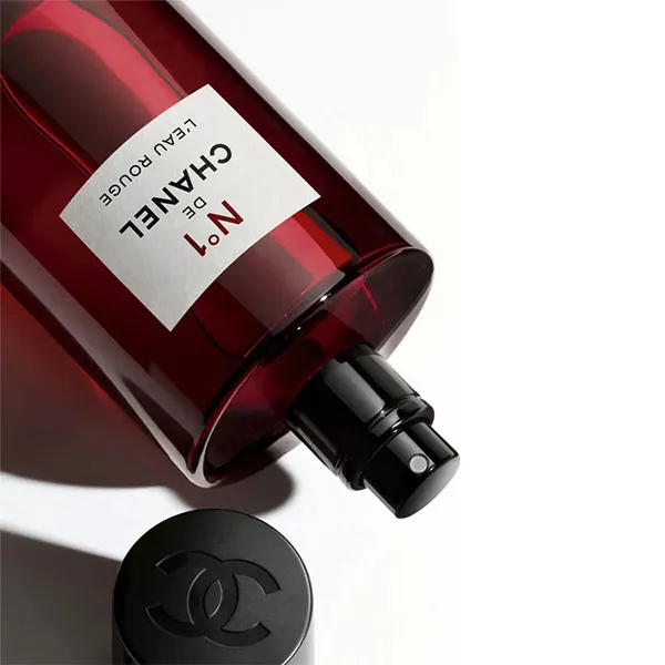Xịt Thơm Toàn Thân Chanel N°1 De Chanel L’eau Rouge 100ml