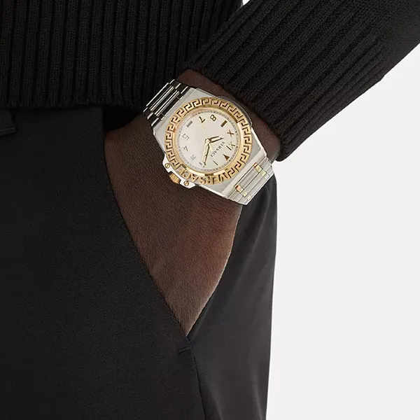 Đồng Hồ Nam Versace Greca Reaction 44mm VE3I00422 Màu Bạc Vàng