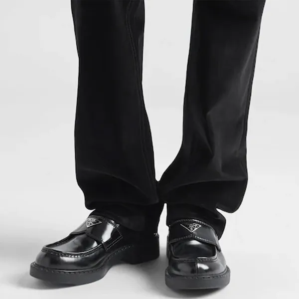 Giày Lười Nam Prada Brushed Leather Loafers 2DE127-055-F0002 Màu Đen Size 40