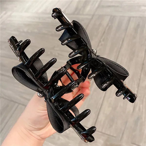 Kẹp Tóc Nữ Meri Graceful Fabric HC218 Màu Đen