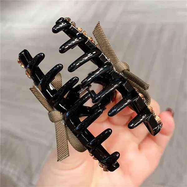 Kẹp Tóc Nữ Meri Cute Fabric HC214-T Màu Đen/Be