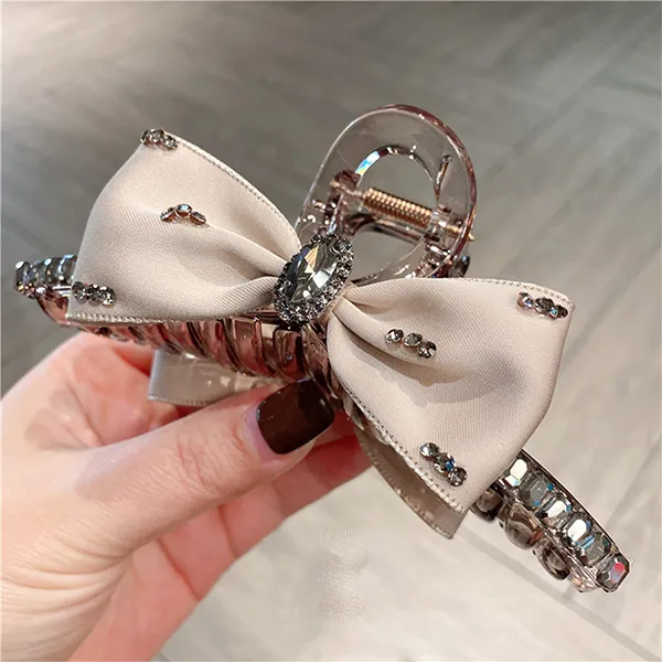 Kẹp Tóc Nữ Meri Princess Bow HC211-B Màu Bạc