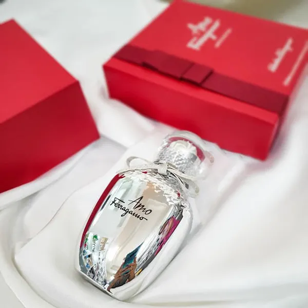 Nước Hoa Nữ Salvatore Ferragamo Amo Ferragamo Limited Edition EDP 50ml (Bản Đỏ)