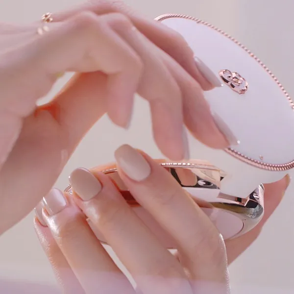 Phấn Nước Whoo Whoo Radiant White Tone Up Sun Cushion SPF50+/PA+++ (Bản Màu Hồng)