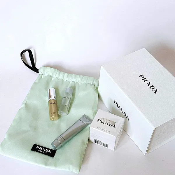 Set Mỹ Phẩm Prada Beauty Augmented Skin Kit Gift Set 4 Món