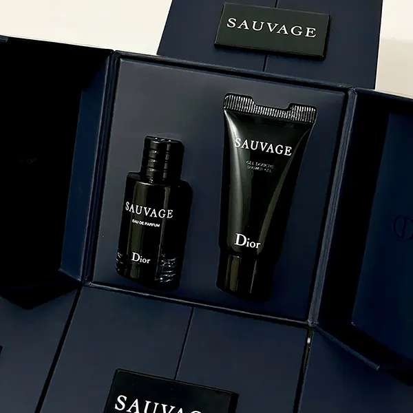 Set Nước Hoa Nam Dior Sauvage Set 2 Món (EDP Mini 10ml + Sữa Tắm Shower Gel 20ml)