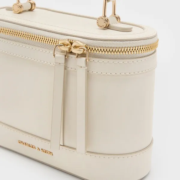 Túi Đeo Chéo Nữ Charles & Keith CNK Enola Top Handle Vanity Bag CK2-80701625 Cream Màu Trắng