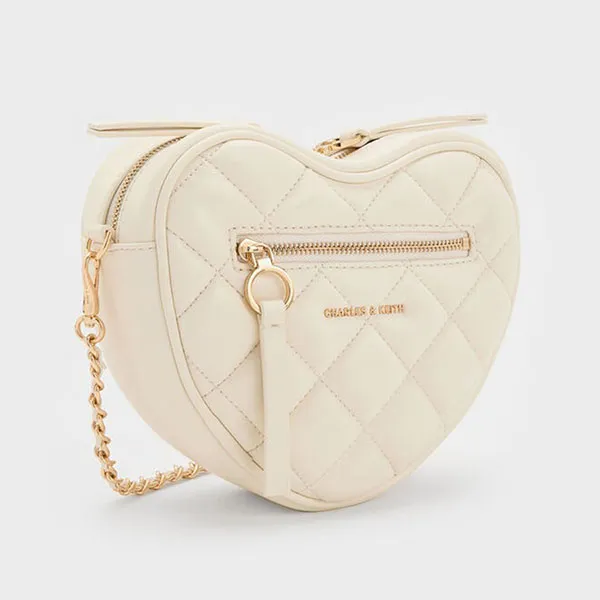 Túi Đeo Chéo Nữ Charles & Keith CNK Paffuto Quilted Heart Crossbody Bag CK2-80151641 Cream Màu Trắng Kem
