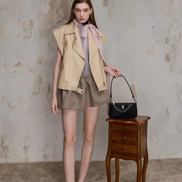 Túi Đeo Vai Nữ Charles & Keith CNK Adalyn Chain Shoulder Bag - Black CK2-20782753 Màu Đen