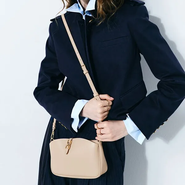 Túi Đeo Vai Nữ Charles & Keith CNK Adalyn Chain Shoulder Bag - Dusted Oat CK2-20782753_DU.OAT Màu Be