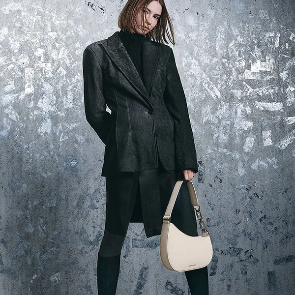 Túi Đeo Vai Nữ Charles & Keith CNK Agatha Chain-Accent Shoulder Bag - Cream CK2-20160188 Màu Trắng Kem