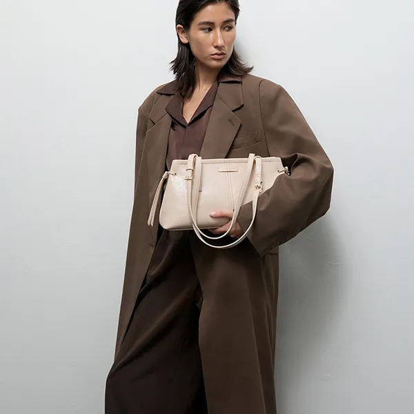 Túi Đeo Vai Nữ Charles & Keith CNK Noane Elongated-Handle Shoulder Bag - Oat CK2-20782673 Màu Trắng Kem