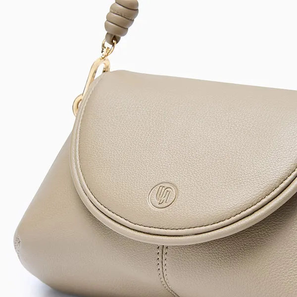 Túi Đeo Vai Nữ Lyn Pillow Flap Shoulder Bag L25FBWC007 Taupe Màu Nâu Xám