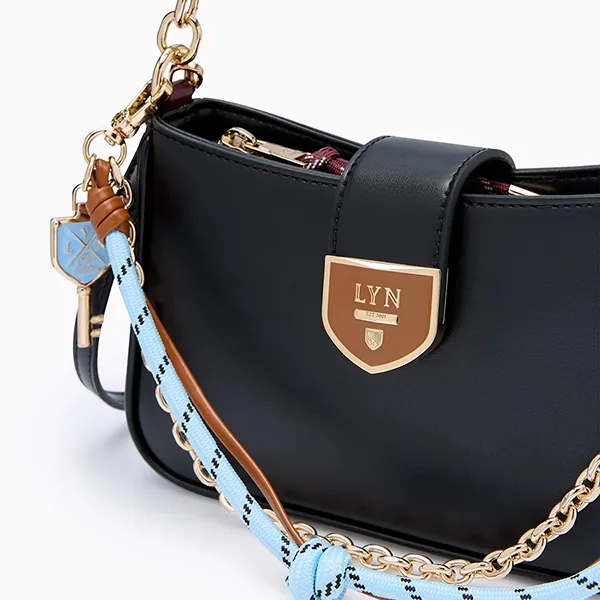 Túi Đeo Vai Nữ Lyn Re-Edit Explore Athella S Shoulder Bag L26CBWA120 Black Màu Đen