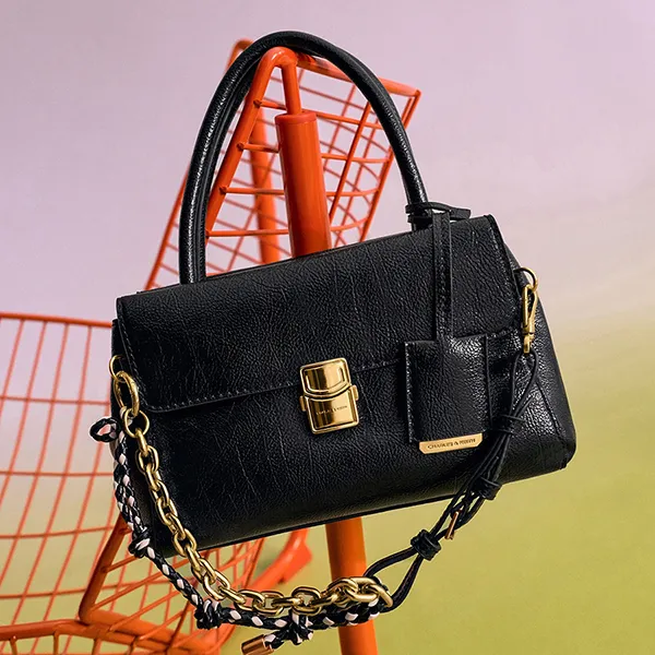 Túi Tote Nữ Charles & Keith CNK Acelynn Rope-Chain Distressed Black CK2-30671895 Màu Đen