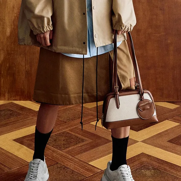 Túi Tote Nữ Charles & Keith CNK Enola Canvas Two-Tone Trapezoid Shoulder Bag Chocolate CK2-30782521-1 Màu Be Nâu