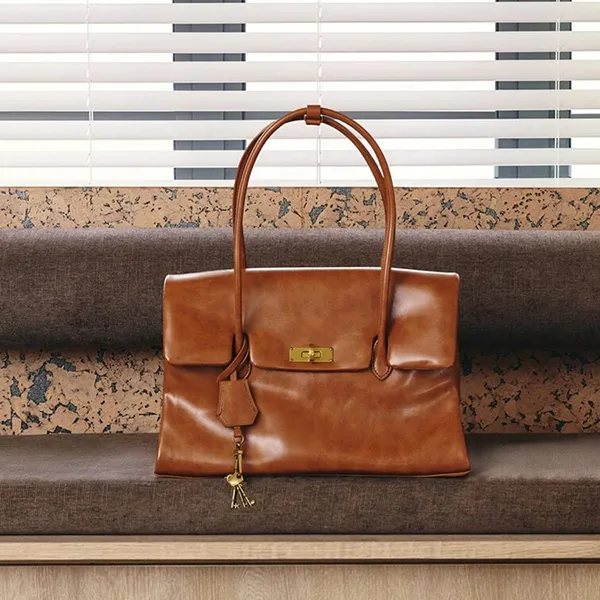 Túi Tote Nữ Charles & Keith CNK Kerry Trapeze Trapeze Bag Distressed Tan CK2-30782768 Màu Nâu