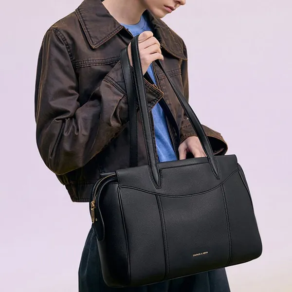 Túi Tote Nữ Charles & Keith CNK Raon Trapezoid Bag Black CK2-31200037 Màu Đen