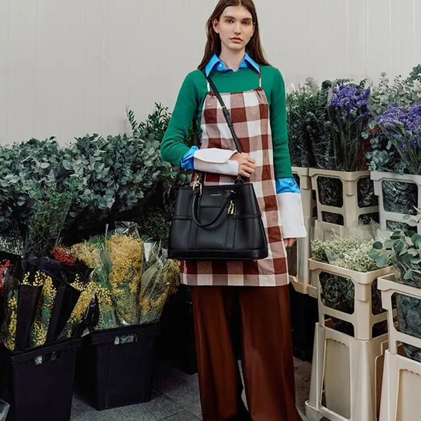 Túi Tote Nữ Charles & Keith CNK Scottie Bag Black CK2-30840655 Màu Đen