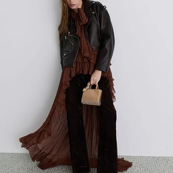 Túi Xách Tay Nữ Charles & Keith CNK Albany Mini Square Handbag SL6-40782823-A Màu Nude