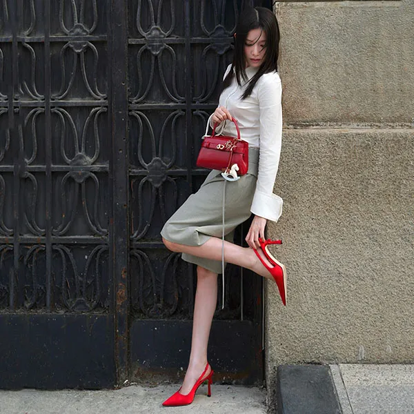 Túi Xách Tay Nữ Charles & Keith CNK Aubrielle Horse-Motif Top Handle Bag CK2-50270880 Tomato Red Màu Đỏ