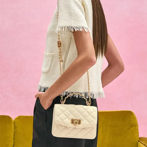 Túi Xách Tay Nữ Charles & Keith Cressida Quilted Rectangular Handbag Cream CK2-50701608_CREAM Màu Kem