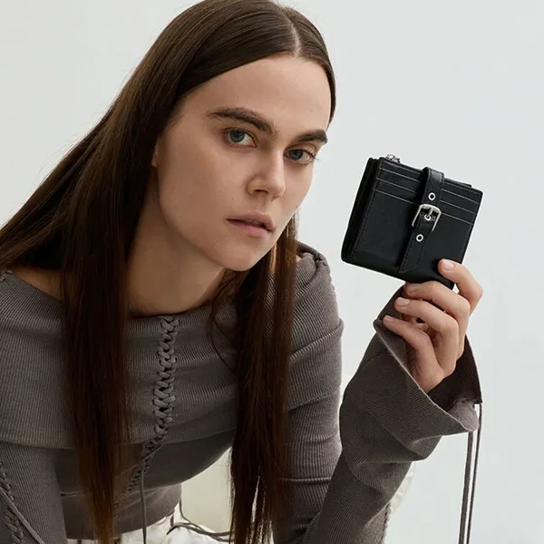 Ví Nữ Charles & Keith CNK Blaise Grommet-Belt Top-Zip Small Wallet CK6-10770683 Noir Màu Đen