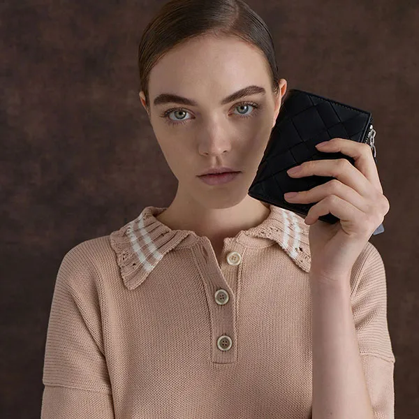 Ví Nữ Charles & Keith CNK Ivette Woven Top-Zip Wallet Noir CK6-10681212 Màu Đen