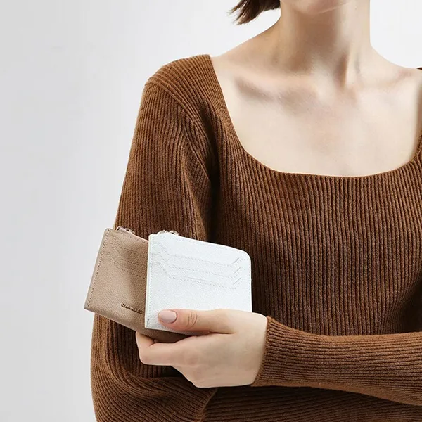 Ví Nữ Charles & Keith CNK Small Zip Wallet Beige CK6-30770417-1 Màu Be