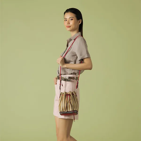 Áo Sơ Mi Nữ F2 Fashion & Freedom Linen Becoming Discover SMW454-RN-S-0321 Màu Ruốc Nhạt Size S