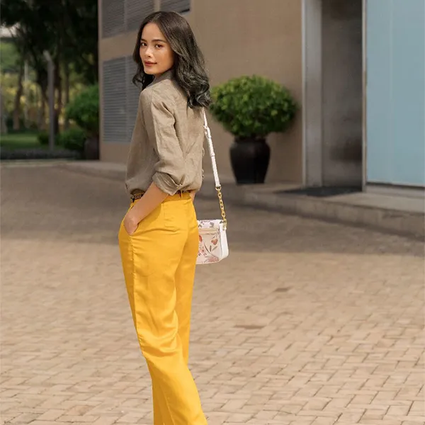 Áo Sơ Mi Nữ F2 Fashion & Freedom Linen Pride SMW360-RN-S-0820 Màu Rêu Nhạt Size S