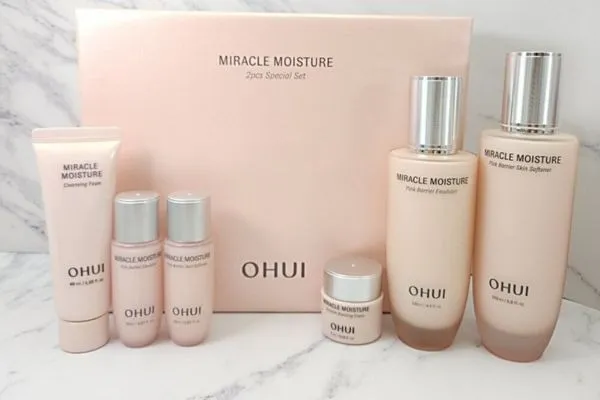 Bộ Dưỡng Da Cấp Ẩm Ohui Miracle Moisture Pink Barrier Set 6 Món
