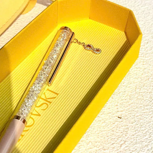 Bút Ký Unisex Swarovski Crystalline Ballpoint Pen Infinity, Pink Lacquered, Rose Gold-Tone Plated 5728731 Màu Hồng Trắng