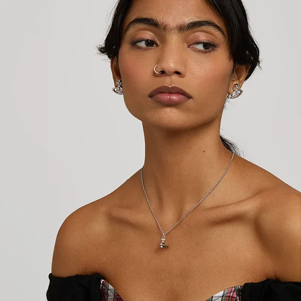 Dây Chuyền Nữ Vivienne Westwood New Petite Orb Pendant Necklace 8050889136323 Màu Bạc