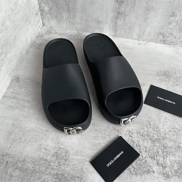 Dép Dolce & Gabbana D&G Slippers Black DG Logo Silver CS2013AY537880999 Màu Đen Size 40