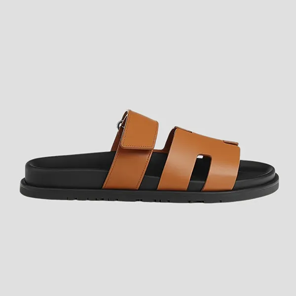 Dép Nam Hermès Calfskin Chypre Sandal In Naturel H222000ZH43410 Màu Nâu Đen Size 41