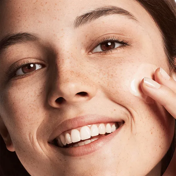 Gel Dưỡng Ẩm Clinique Dramatically Different™ Moisturizing Gel 50ml