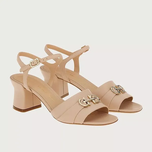 Giày Cao Gót Nữ Salvatore Ferragamo Sandal With Gancini Ornament 01E490 757839 Gót 6cm Màu Nude Size 5