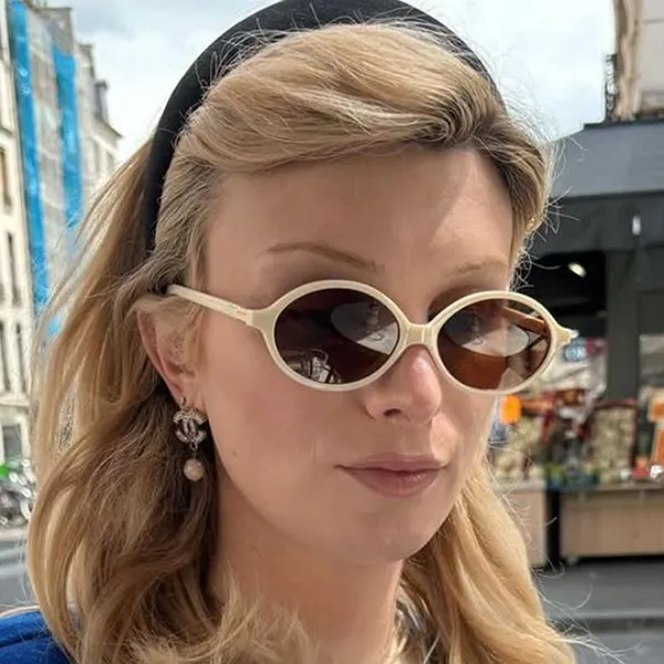 Kính Mát Nữ Miu Miu SMU04Z 14240D Sunglasses Màu Nâu Trắng