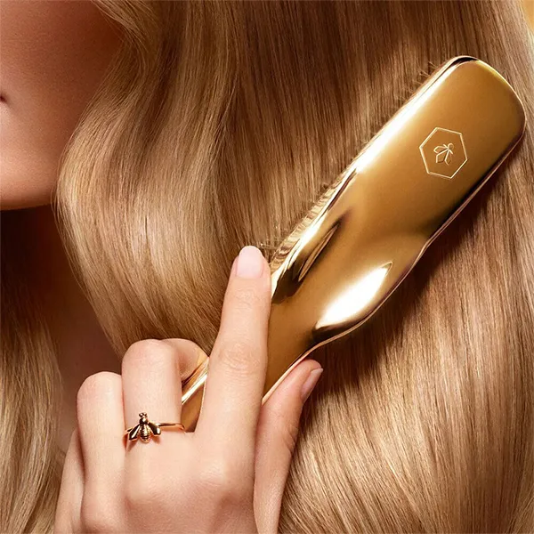 Lược Guerlain Abeille Royale Scalp & Hair Care Brush Màu Vàng Gold