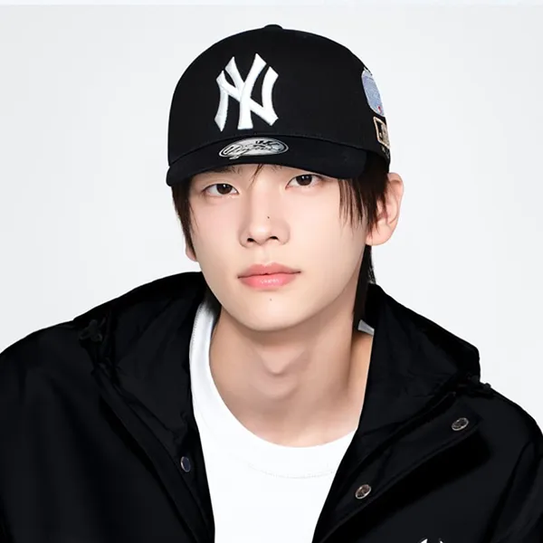 Mũ MLB Signature All-Over Patch Structure Ball Cap New York Yankees 3ACPB316N-50BKS Màu Đen