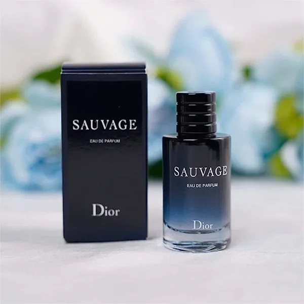 Nước Hoa Nam Dior Sauvage Eau De Parfum 10ml (Full Box)