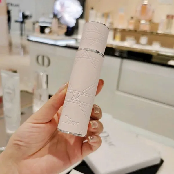 Nước Hoa Nữ Dior J'adore Eau De Parfum 10ml Vỏ Da