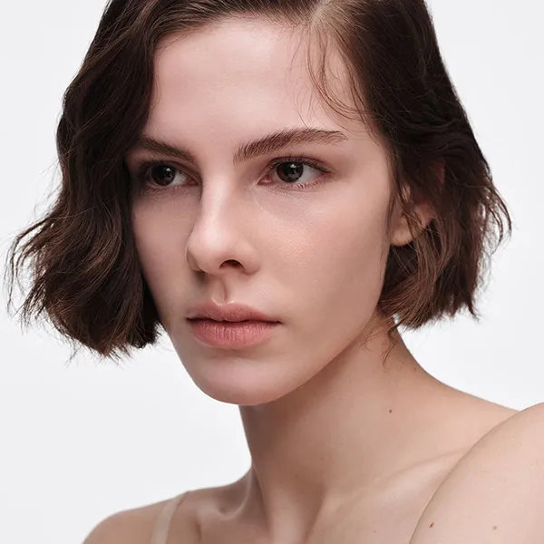 Phấn Nước Prada Reveal Mesh Cushion Foundation Limited Tone LC5 Light Cool