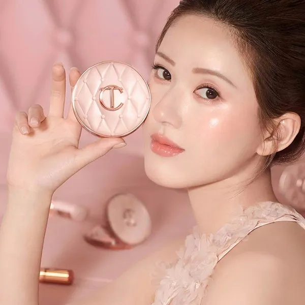 Phấn Nước Charlotte Tilbury Pillow Talk Beautifying Cushion Foundation Tone 2N Fair 12g