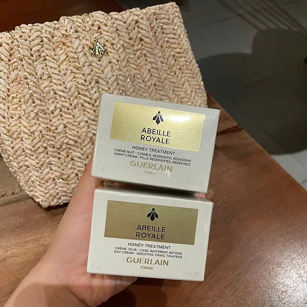 Set Kem Dưỡng Da Ngày + Đêm Guerlain Abeille Royale Honey Treatment 2 x 15ml (Kèm Túi Cói)