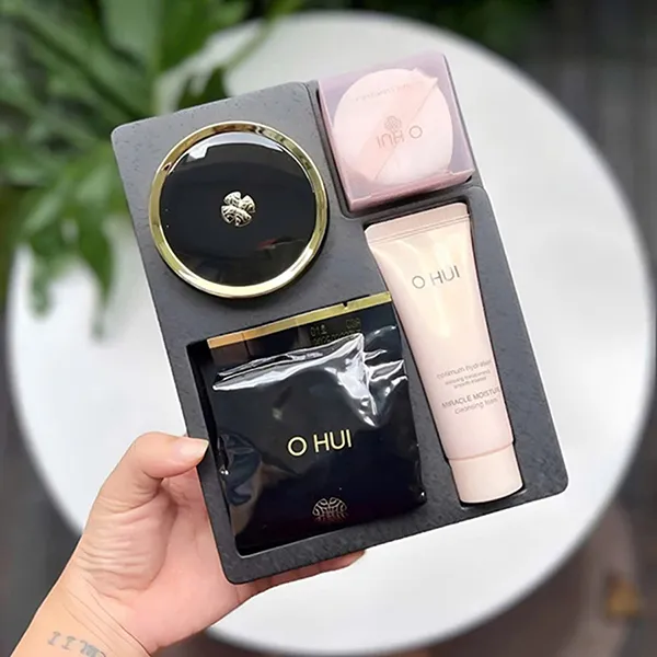 Set Phấn Nước Ohui Ultimate Cover Cushion Satin Finish 4 Món